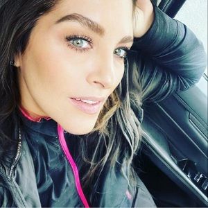 Meet your Posher, Gail